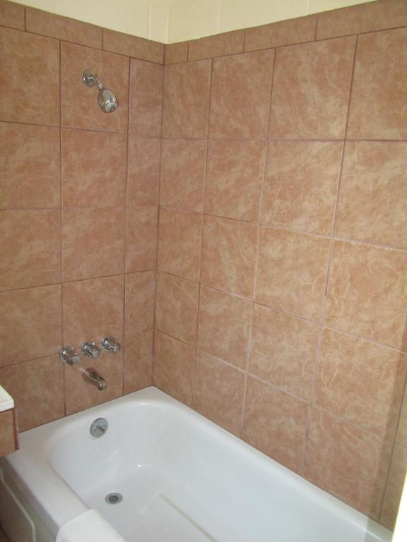 Relax Inn - Cottage Grove Room photo